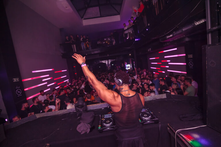 Volt Club/ CWB
