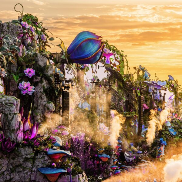 TOMORROWLAND