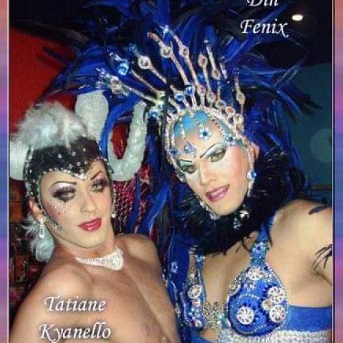 Minha madrinha Drag, Tatiane Kyanello, na Boate PAPA G, em 2004.