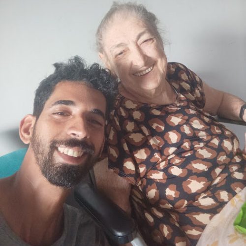 Kaleu e sua Avó